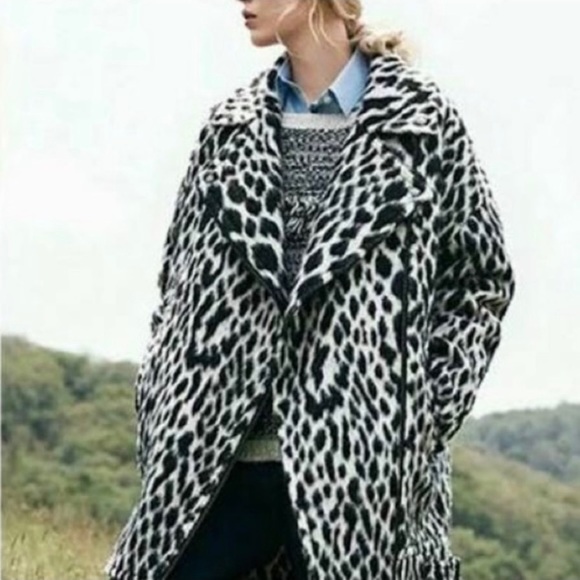 COPY - Banana Republic- wool blend oversized motorcycle jacket. - Picture 7 of 7